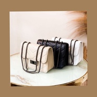 Geraldine Endorse Women's Sling Bag, Latest Chain Strap Women's Sling Bag, IrvanBagshop