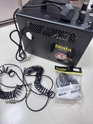 Iwata IS-975 Power Jet Pro 雙出氣式靜音噴筆氣泵