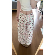 Cute HelloKitty cat-shaped shorts - comfortable loose pants for women