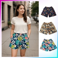 【PLUS SIZE FLOWER SHORT PANTS 501】Women Short Pants Free Size Waist 28-44 Inch Silk Cold Elastic Flo