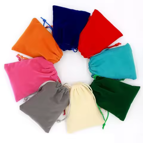 Wholesale Jewelry Storage Cloth Pouches Christmas Wedding Candy Gift Package Velvet Jewelry Display 