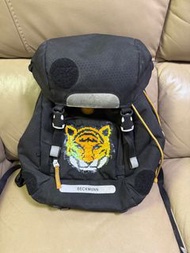 Beckmann 護脊書包