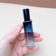 【In-demand】 20ml 20ml Vintage Metal Perfume Bottle Arabian Style Essential Bottles Empty Refillable