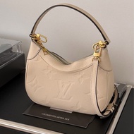 半價折扣 LV Boulogne PM 牛角包 白壓紋