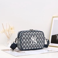 New กระเป๋า mlb แท้ กระเป๋าสะพายข้าง(เหมาะสำหรับผู้ชายและผู้หญิง)