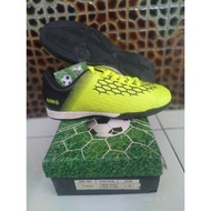 Futsal shoes 39-42