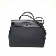 HERMES Herbag31黑色帆布/Hunter牛皮K2025銀扣肩背包