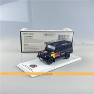 TSM 1:43 Land Rover Defender Red Bull "LUKA" TSM430322