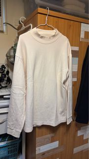 #DeWhiteClo$et UNIQLO U 中高領 Turtle Neck 長袖T Shirt