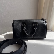 Lv keepall Xs 20cm 斜背包🤍🤍💕男女都可以