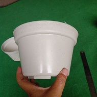 WHITE FLOWER POT/ 16 CM POT/ CHEAP PLASTIC POT POT 17 POT