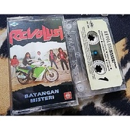 kaset kumpulan  rock  revolusi album bayangan misteri
