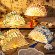 寓见诚品 锦绣前程扇形书灯DIY手工纸灯折叠礼物礼盒装书法小夜灯See Eslite Splendid Future Fan-shaped Book Lamp DIqiunizhongmy202509