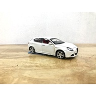 Mô hình xe Alfa Romeo Giulietta _ Tỷ lệ 1:32