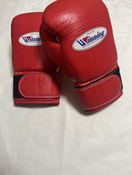 winning boxing gloves 8oz red