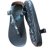 รองเท้าแตะวิ่ง รุ่น challenge แบรนด์ แตะอีลิท Elite Sandals [ สีดำ สายกราฟิก ] นุ่มแน่นและsupport ดี