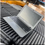 Acer chromebook Model C731 4GB RAM 16GB ssd playstore have comdition like new condition