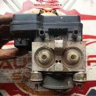 Toyota Hilux Kun 25 abs pump used (6C)