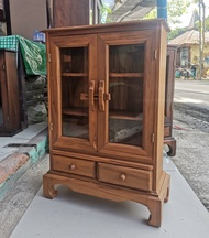 ตู้ไม้สัก ตู้โชว์กระจกไม้สัก ใส่ของสะสม (teak cabinet) ของจิ๋ว สีโอ็ค ขนาด กว้าง40xลึก20xสูง60 Cm มี