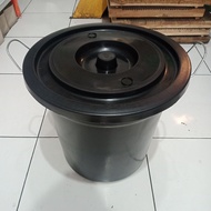 Ember Tutup Rainbow Ukuran Sedang Hitam Serbaguna