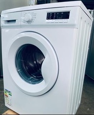 LED 新款 二手傢俬 洗衣機﹏「大眼雞！前置式洗衣機 5KG 15分鐘快洗功能!!!