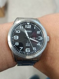 SEIKO 精工，Solar Quartz, SNE475PI，太陽能充电，φ42mm直径，17.50cm長，全正常，Working，只接受小議，大議不回