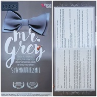 Novel Mr Grey, karya seni.