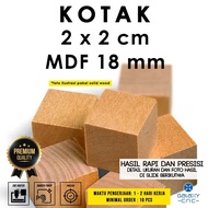 Box 2 x 2 cm - MDF 18 mm - Wooden board Plywood/ cube/ cube/