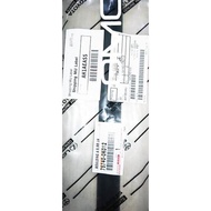 Door Seam Rear Exterior Glass Rubber/ InnovaKiri | 75740-0K012 Save