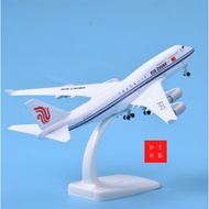 Boeing 747 Model Airplane Brand "AIR CHINA" High Quality Alloy 20cm With Moving Wheels