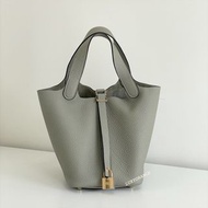 Hermes Picotin 18 Trench 風衣灰銀扣