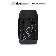 ARI TRAVEL BACKPACK - BLACK/WHITE กระเป๋าสะพายหลัง อาริ สีดำ