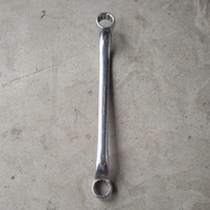 Britool England 18-19 mm box end wrench