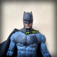 Ben Affleck Bruce Wayne batman head sculpt Mcfarlane 1:10 (custom)