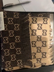 gucci頸巾