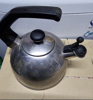 二手 不鏽鋼的笛音壺 茶壺 1個99元 有兩個
