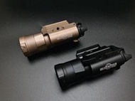 Surefire style X300 UH-B 槍燈