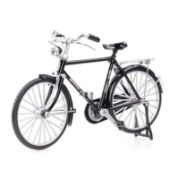 IJVBTV ของขวัญปีใหม่ รถบังคับ รถเด็กเล่น เครื่องประดับ ของตกแต่งบ้าน จักรยานขนาดเล็ก โลหะ Diecast โมเดลจิ๋ว สเกล1:10 โมเดลจักรยาน จักรยานจำลอง โมเดลจักรยานวินเทจ ของเล่นจักรยานย้อนยุค