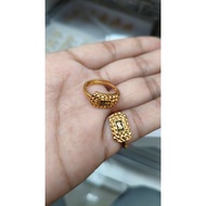 10k saudi gold adjustable only-700 ring