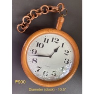 Japan surplus used quarts wall clock, case made of rattan, a silent clock
