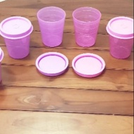 Tupperware midget(4)