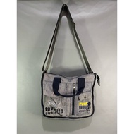 DISNEY SLING BAG DISNEY BAG/ BAG/ DISNEY SLING BAGWinnie The Pooh Disney sling bagWinnie The Pooh Di