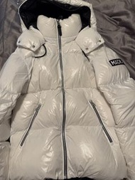 Mackage KENT-Z 白色羽絨外套