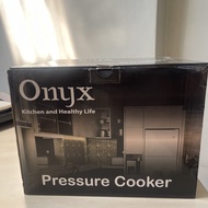 Onyx pressure cooker 8 liter baru