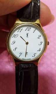 錶面有花，已换電 YES SAINT LAURENT (YSL)  薄裝 日曆 防水 包金 兩針 手錶 (see settlement location frist)