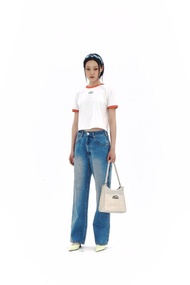 包SF 購自EMIS官網 原價加運費出 emis square hobo bag ivory色 米杏