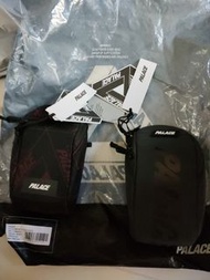 全新 Palace 袋，購自日本專門店，正版
