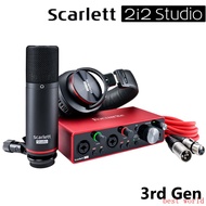 New Focusrite scarlett 2i2 studio 3rd Gen 2i2 audio interface CM25 MKIII condenser microphone HP60 MKIII heads. headphonet