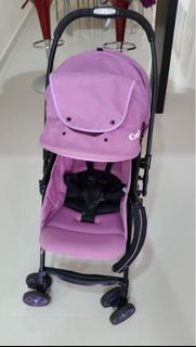 Combi 嬰兒車 － 淺紫色