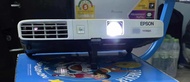 Projector Epson eb-1770w มือสองสภาพดี ใช้งานปกติ มีช่องhdmiภาพสวยครับ ไม่มีรีโมท สินค้าประกัน15วัน